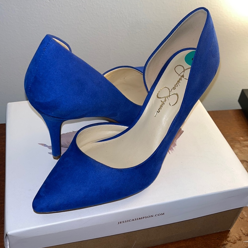 Worn once, size 8